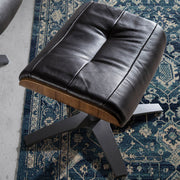 Angel Cerdá bőr lábtartó felülnézetből, steppelt ülőfelülettel