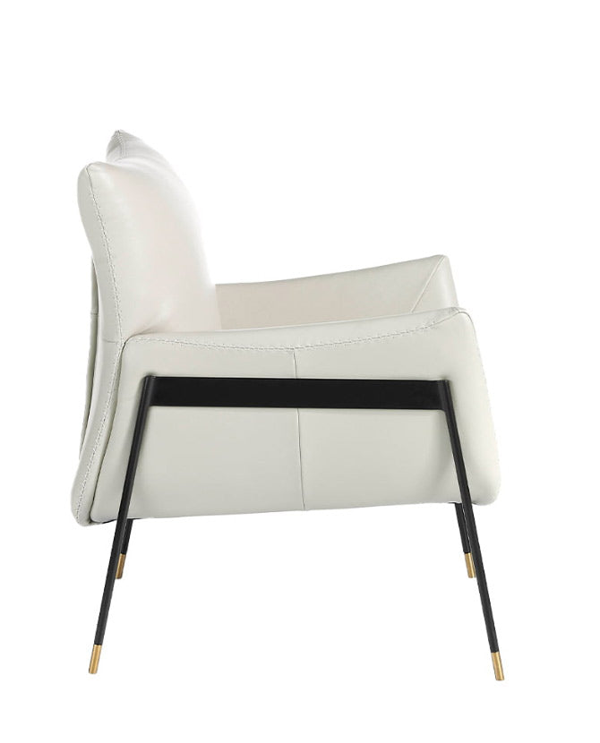 Kortárs stílusú, törtfehér színű, bőr dizájn fotel. acél szerkezettel