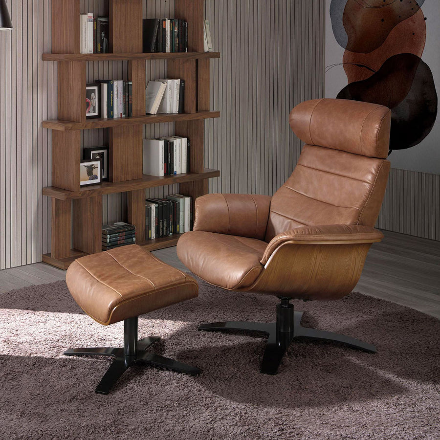 Angel Cerdá relax fotel és lábtartó modern enteriőrben