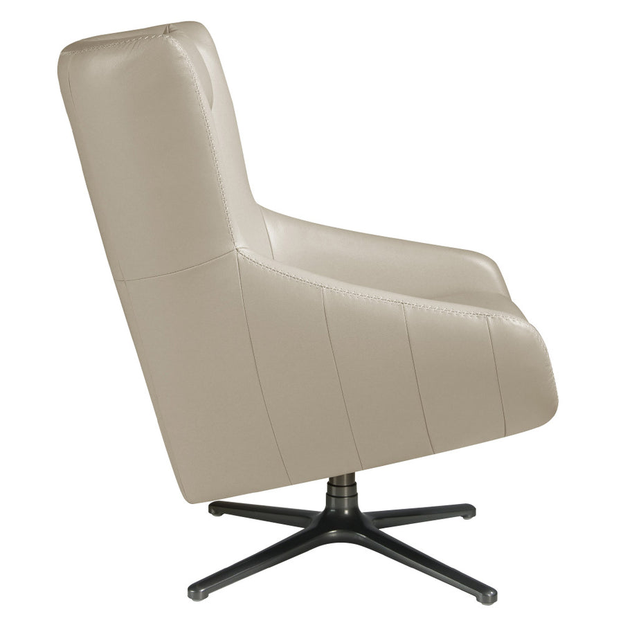 Kortárs stílusú, törtfehér színű bőrrel kárpitozott, dizájn pihenőfotel acéllábakkal.