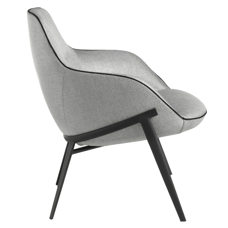 Kortárs stílusú, szürke színű szövettel kárpitozott, acélszerkezetű dizájn fotel.