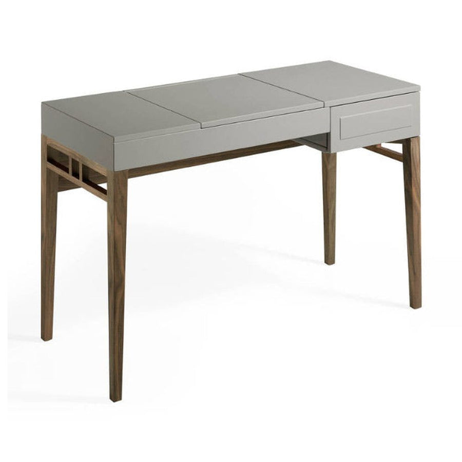 Kortárs stílusú, törtfehér színű fésülködőasztal, diófa lábakkal, tükörrel és ékszerdobozzal.