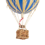 Vintage stílusú, függeszthető kialakítású, kék-bézs színű dekorációs hőlégballon