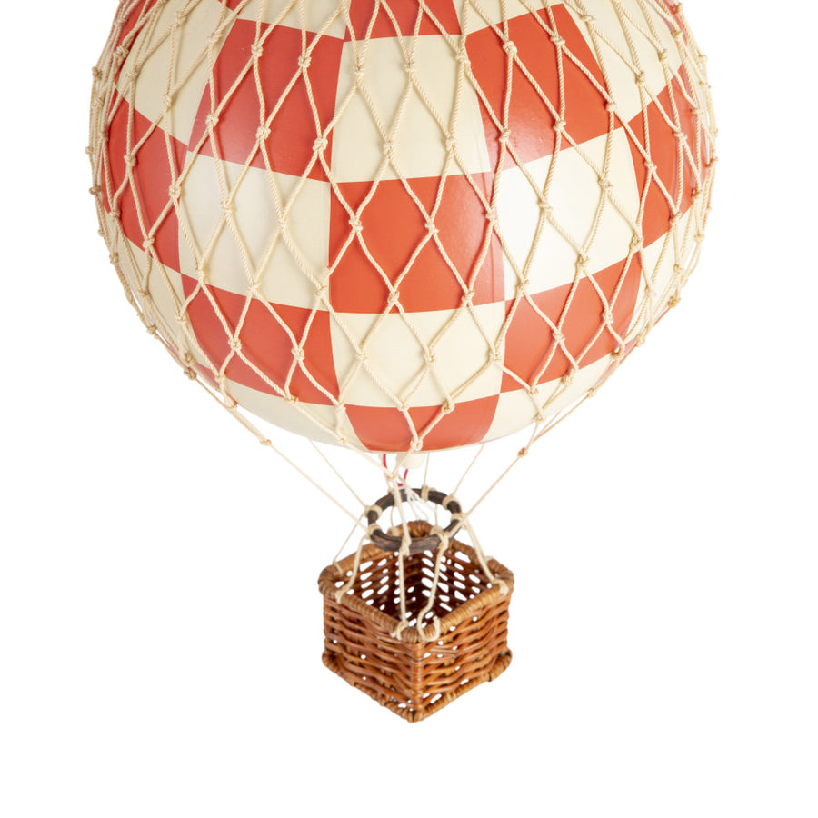Vintage stílusú, függeszthető, piros-bézs színű dekorációs hőlégballon díszdobozban