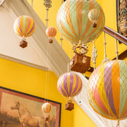 Vintage stílusú, függeszthető, pasztell szivárványszínű dekorációs hőlégballon