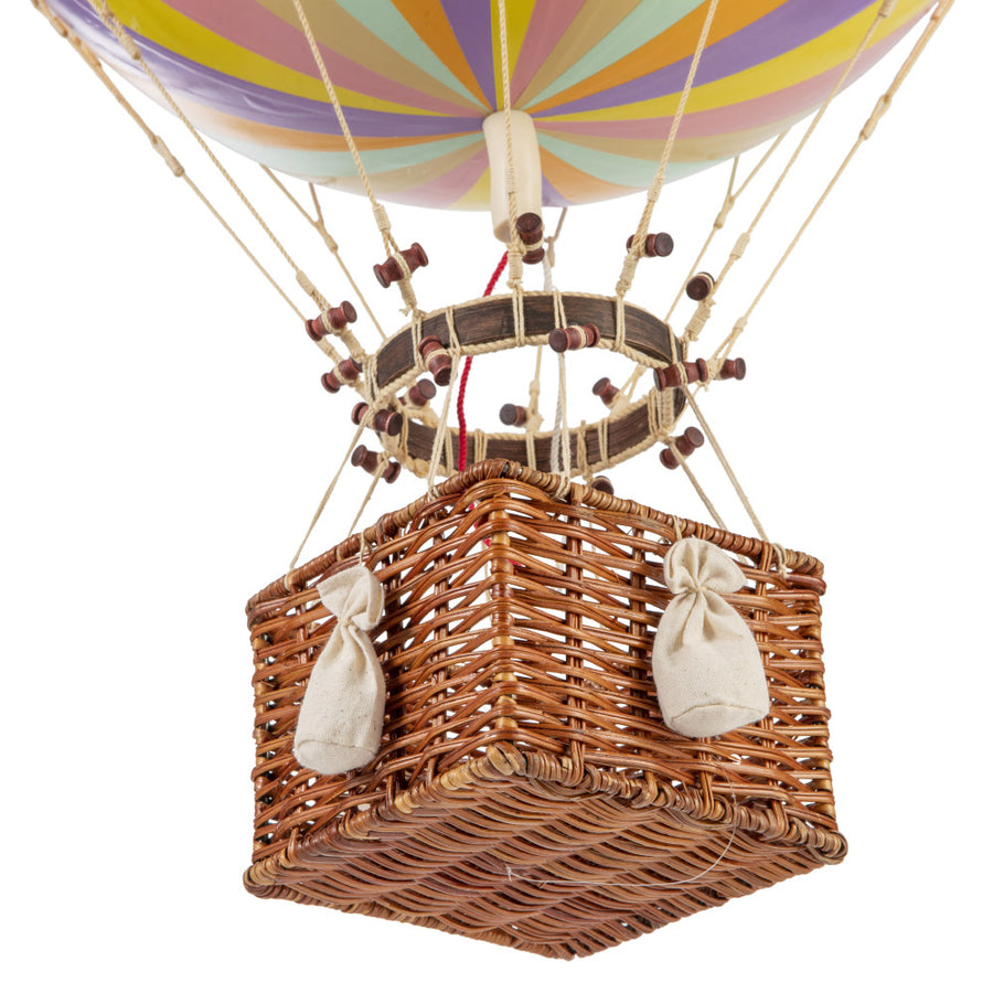 Vintage stílusú, függeszthető, pasztell szivárványszínű dekorációs hőlégballon