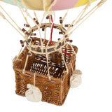 Vintage stílusú, függeszthető, pasztell szivárványszínű dekorációs hőlégballon