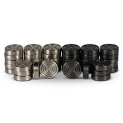 40 darabos, vintage stílusú, fémből készült, fekete és ezüstszínű dámajáték korong készlet díszdobozban.