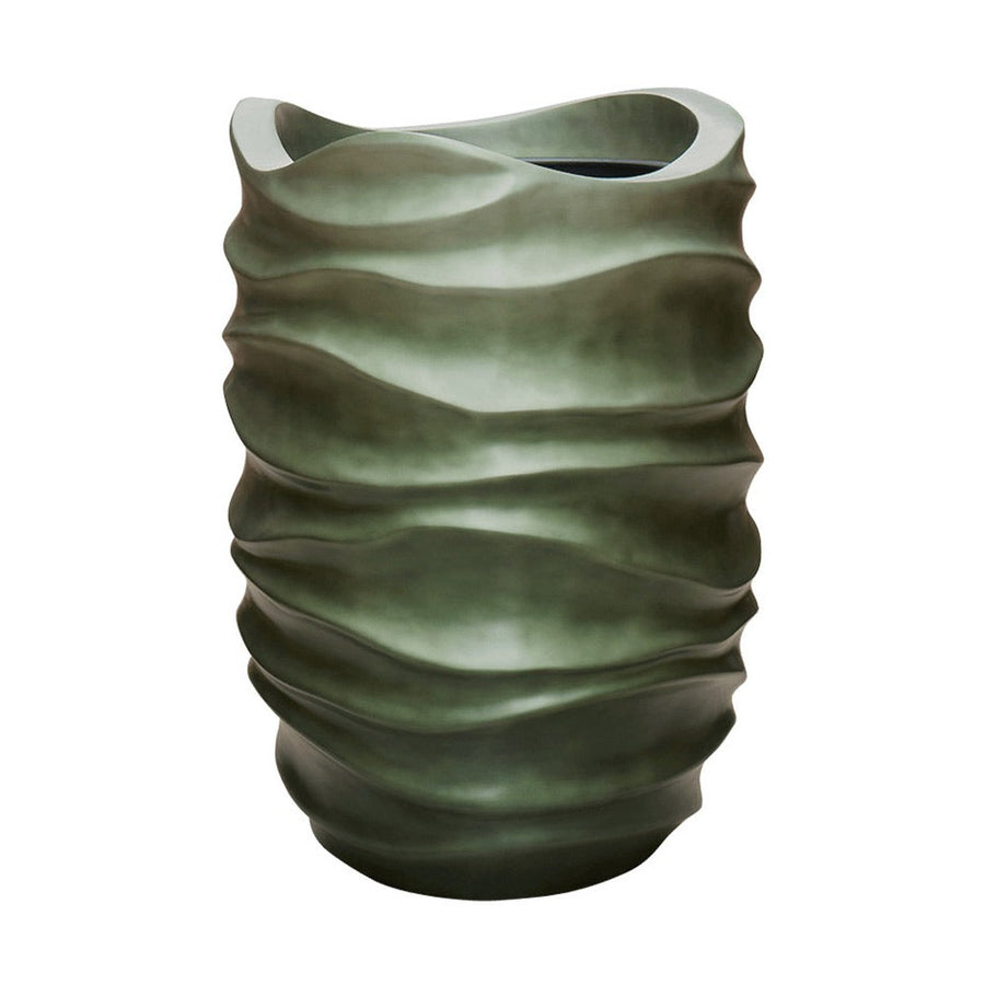 BAQ Gradient kompozit óriáskaspó Forest Green – hullámos formájú, kézzel festett, zöld beltéri design kaspó.