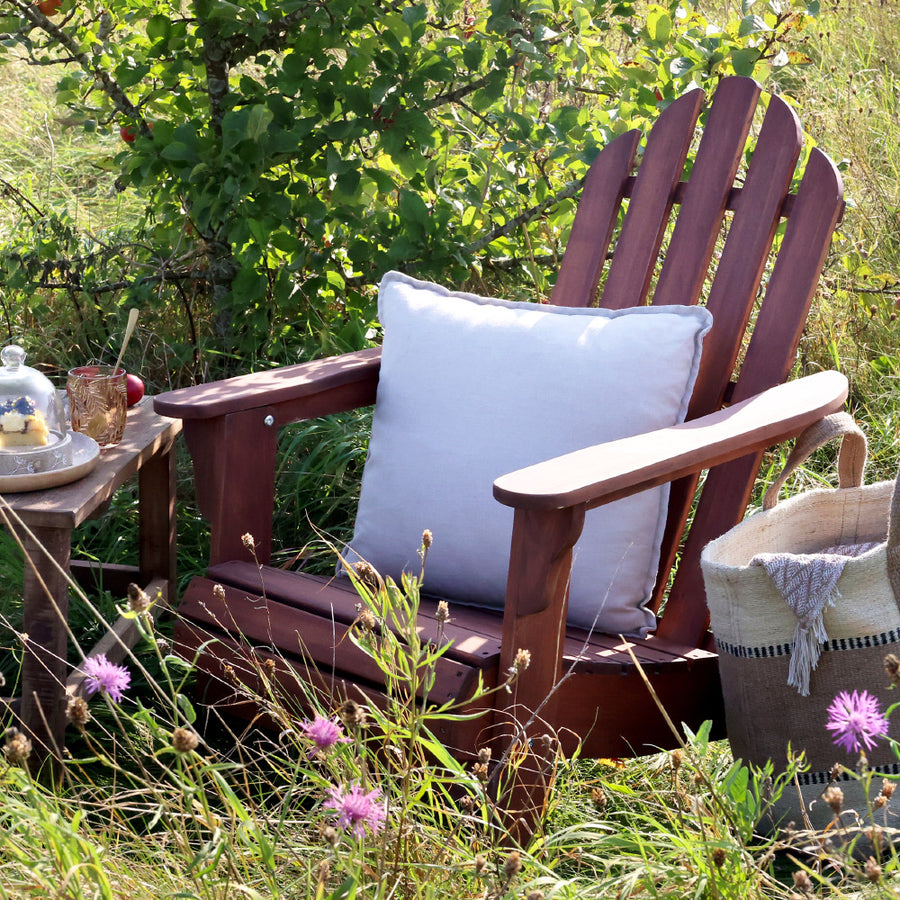 Nyárfából készült, natúr színű, olajozott felületkezelésű, összecsukható kerti pihenőszék