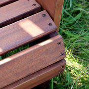 Nyárfából készült, natúr színű, olajozott felületkezelésű, összecsukható kerti pihenőszék