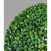 Élethű megjelenésű, nagyméretű, UV-álló, dekorációs bukszus gömb.