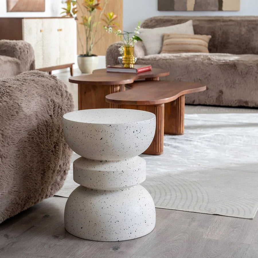 modern terrazzo lerakóasztal nappaliban