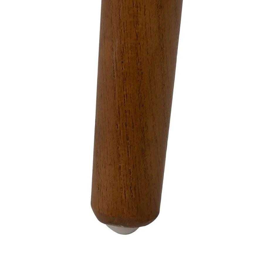 Mateo barna szilfa étkezőszék falábának és védőtalpának részlete
