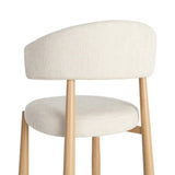 Carnero fehér étkezőszék ívelt háttámlával és fahatású fémlábakkal hátulnézetből
