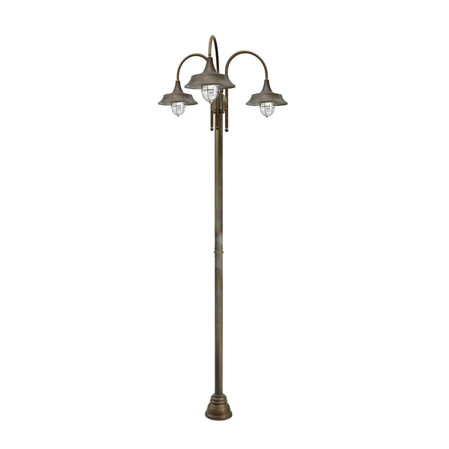 Atelier vintage három lámpás réz kültéri kandeláber 270 cm magas kivitelben, ívelt lámpakarokkal
