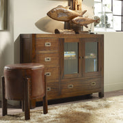 Loft stílusú, mindifából készült, nagyméretű konzolszekrény fiókokkal és vitrines résszel.