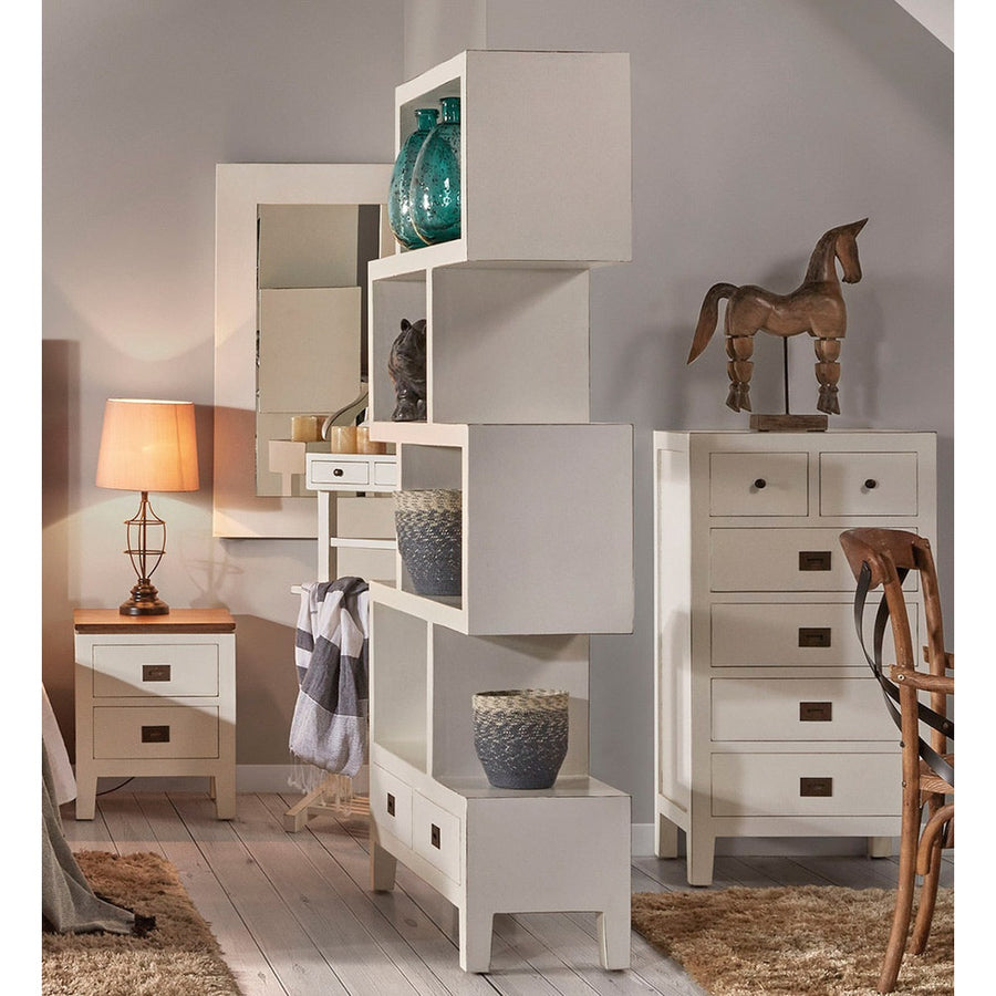 Mindifából készült, modern-vidéki stílusú, kézműves könyvespolc