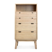 Scandi komódszekrény részletfotó – fiók és faerezet közelről