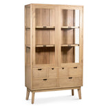 Natúr színű mindifa vitrines szekrény 110x40x180 cm – perspektivikus nézet, Scandi kollekció