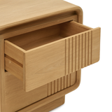 Modern, tömör teakfából készült, kétajtós és kétfiókos TV-szekrény