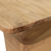 Letisztult, natúr színű, 46 cm magas, tömör teakfából készült kisasztal 