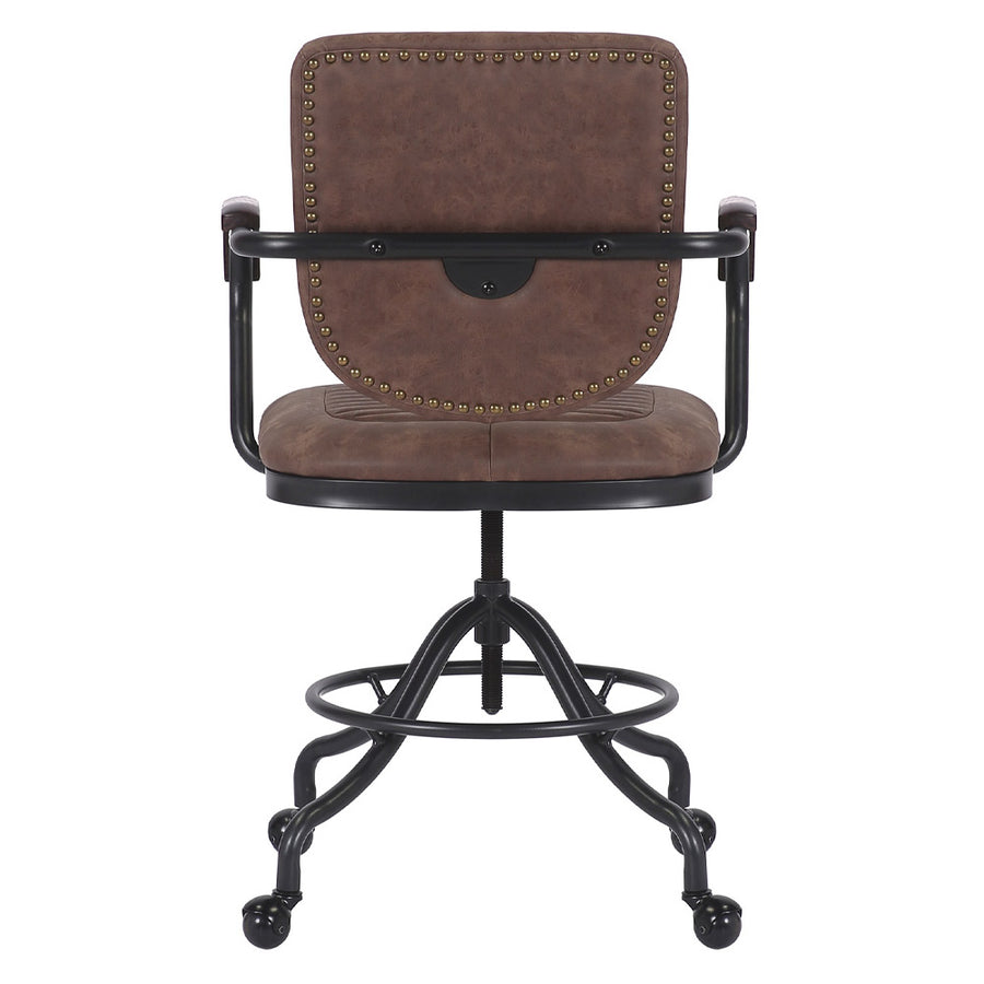 Loft stílusú, műbőr ülőkés és háttámlás irodaszék fa karfával.