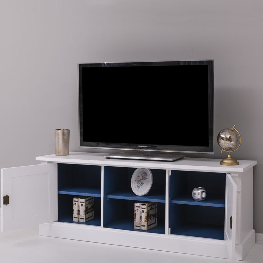 Fenyőfából készült, vidéki stílusú TV szekrény. Fehér és kék színű.
