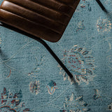 Suyay szőnyeg enteriőrben – kortárs térben elhelyezve, hangsúlyos színvilág