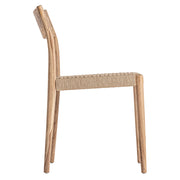 Koloniál stílusú, natúr színű, teakfa étkezőszék kötélből szőtt ülőfelülettel.