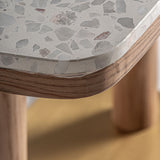 Terrazzo asztallap részlet – természetes kőszemcsék textúrája közelről