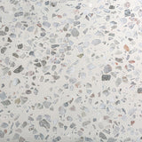 Terrazzo felület mintázata – apró kőszemcsék változatos struktúrája felülnézetben