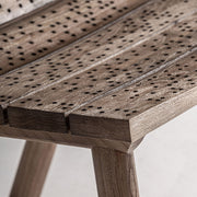 Nyírfa ülőlap perforált mintázat közelről – Jacquard szék