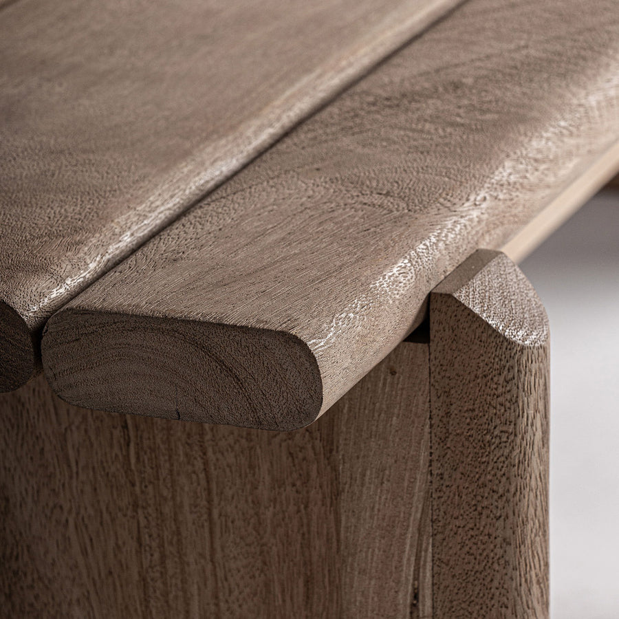 Mangófa lekerekített ülőelemek közelről – Jacquard pad textúrarészlet