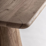 Mangófa asztallap lekerekített éllel – Jacquard dohányzóasztal felületrészlet