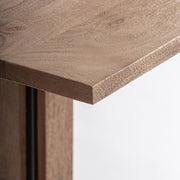 Tölgyfa asztallap részlet – természetes erezet, Rho bárasztal