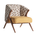 Dolving fotel perspektivikus nézet – okkersárga ülőfelület és barna–fehér mintás háttámla