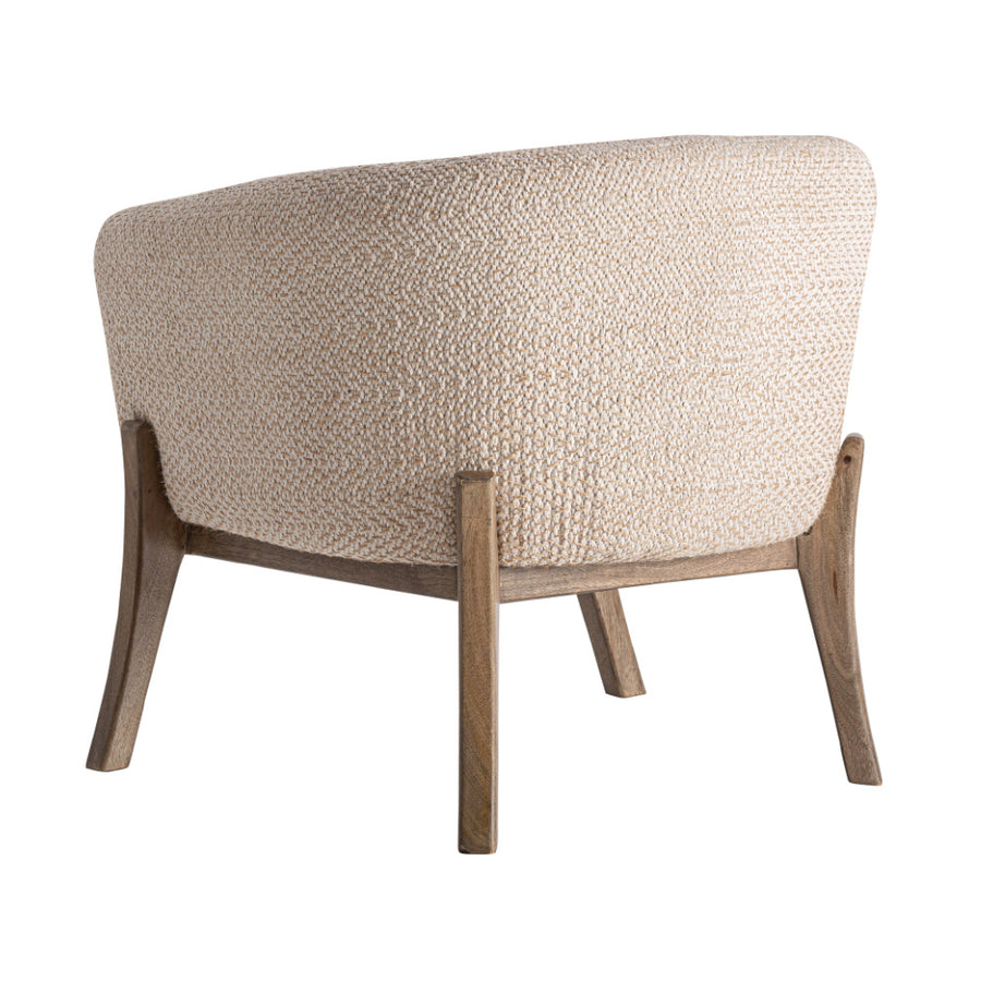 Liermo fotel hátsó perspektíva – kortárs formavilág és természetes anyaghasználat