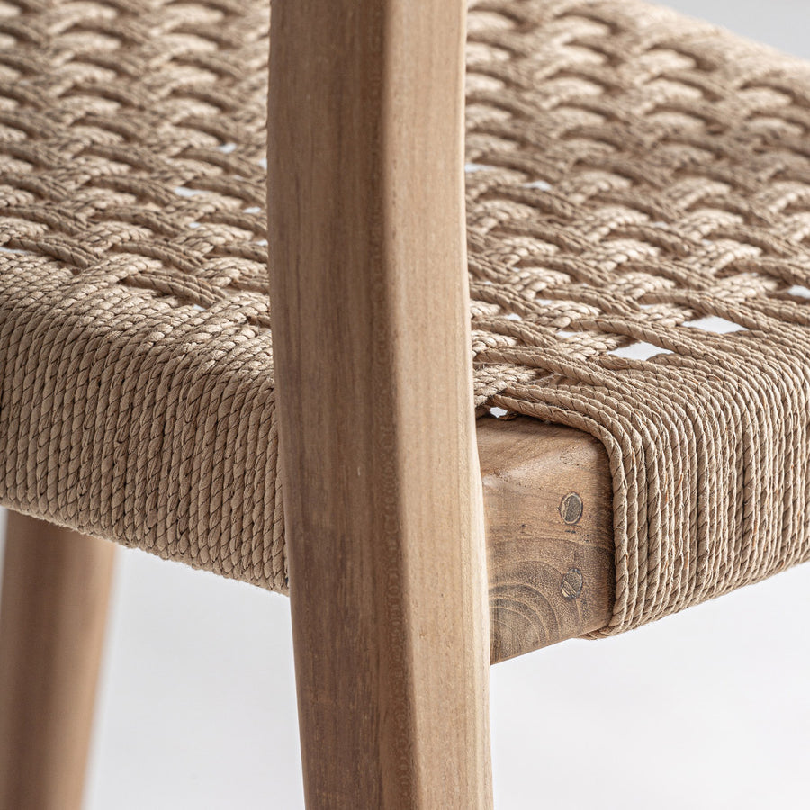 Cean szék ülőfelület és váz találkozása – fonat és teakfa csatlakozás