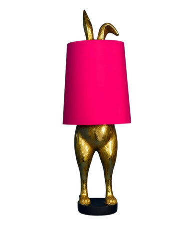 Aranyszínű, nyuszi formájú, glamour stílusú díjnyertes asztali lámpa rózsaszín búrával.