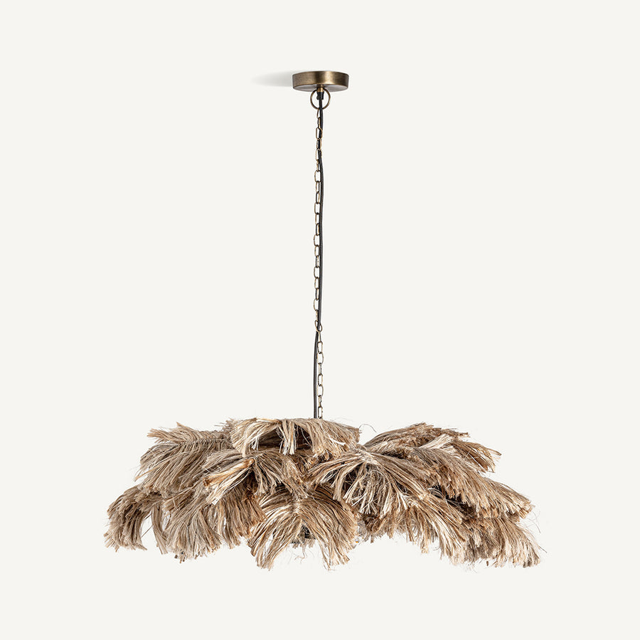 Rattanszálakból készült, kézműves design függeszték lámpa.