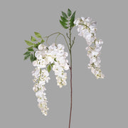 Hosszúszárú mű lilaakác virág.