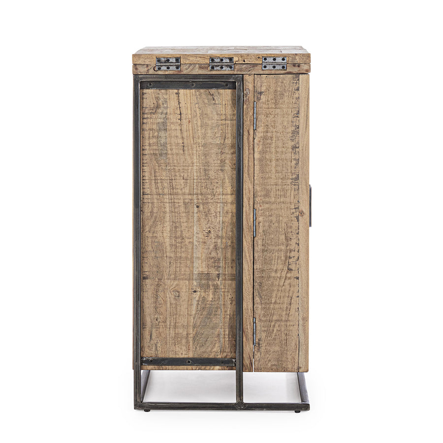 Akácfából és acélból készült bárszekrény.