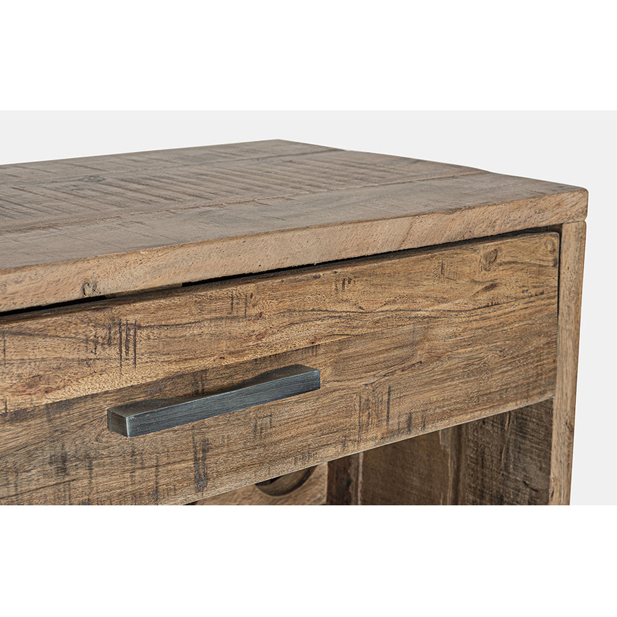 Akácfából és acélból készült bortároló szekrény.