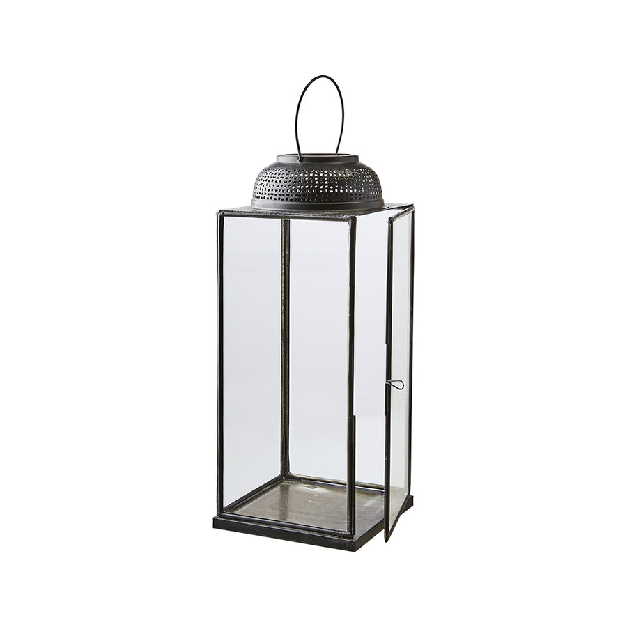 Keleti ihletésű, kortárs stílusú, fekete színű, kézműves fém lámpás.