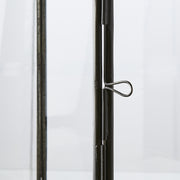 Keleti ihletésű, kortárs stílusú, fekete színű, kézműves fém lámpás.