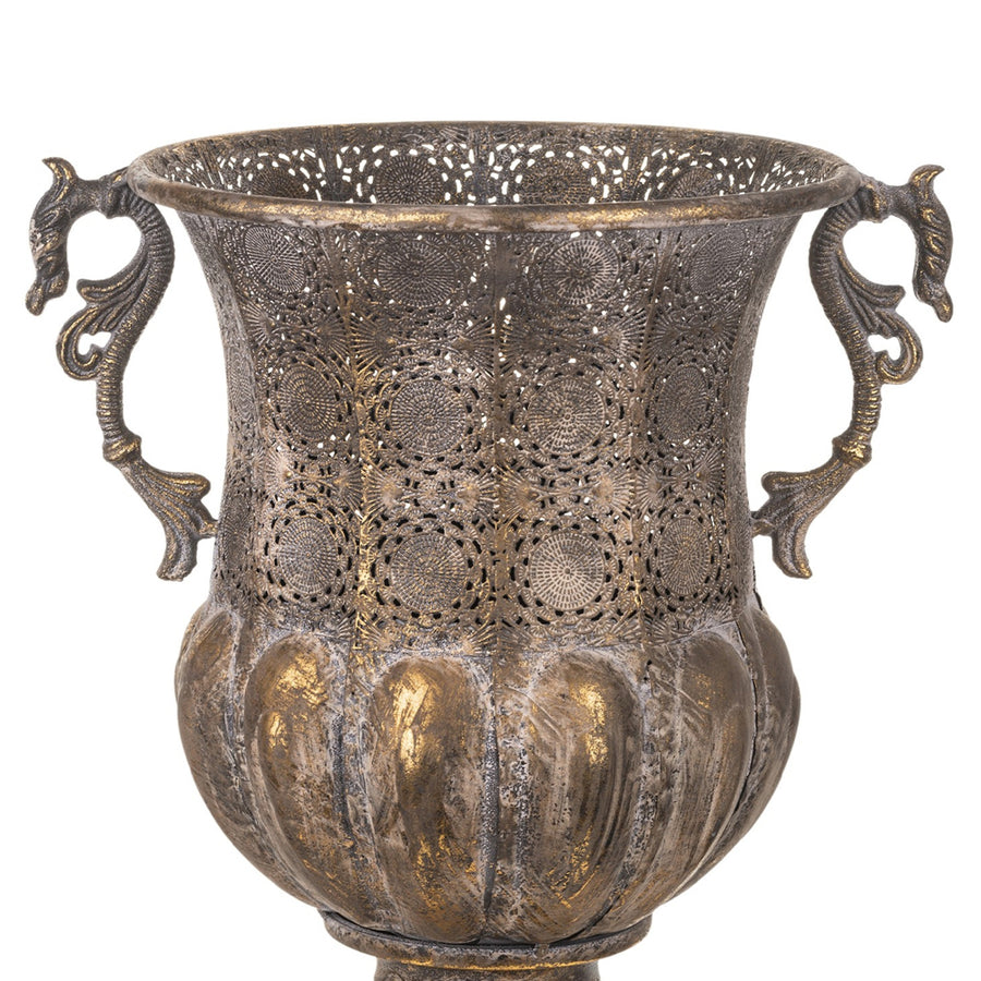 Dekoratív kialakítású, patinás felületű, aranyszínű, fém díszkaspó.