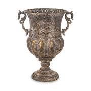 Dekoratív kialakítású, patinás felületű, aranyszínű, fém díszkaspó.