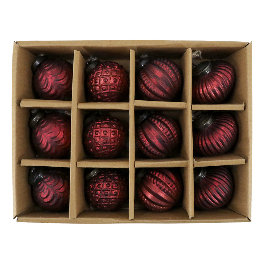 Antik meggybordó üveg karácsonyfadísz szett 12 db-os díszdobozban, négyféle mintázattal