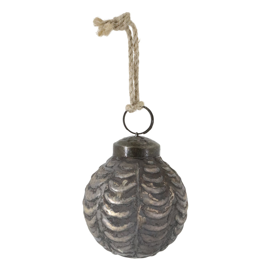 Christmas Antique üveggömbök mokka árnyalatban, természetes díszítéssel